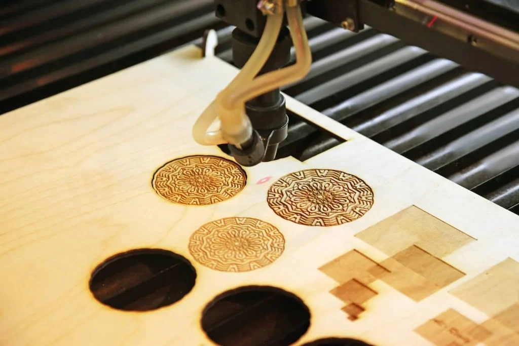 Découpage+bois+avec+laser